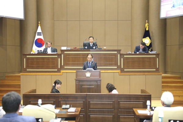 제212회 서울특별시 마포구의회 임시회 제4차 본회의 - 6