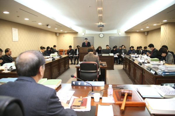 제216회 서울특별시 마포구의회 제2차 정례회 제1 ~ 7차 예산결산특별위원회 - 4