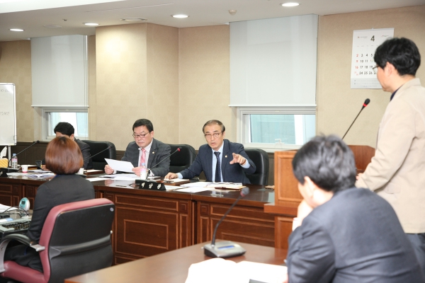 제211회 서울특별시 마포구의회 임시회 제1차 행정건설위원회 - 2