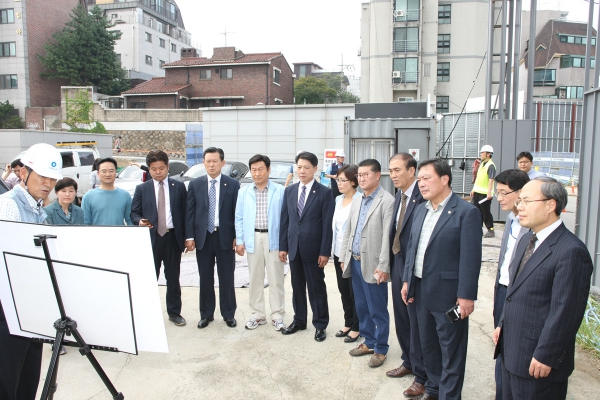 행정건설위원회 현장방문(책거리)