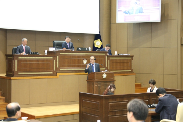 제207회 서울특별시 마포구의회 임시회 제3차 본회의 - 6