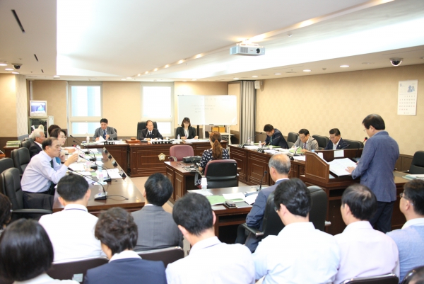 제198회 서울특별시 마포구의회 임시회 제1 ~ 2차 예산결산특별위원회 - 7