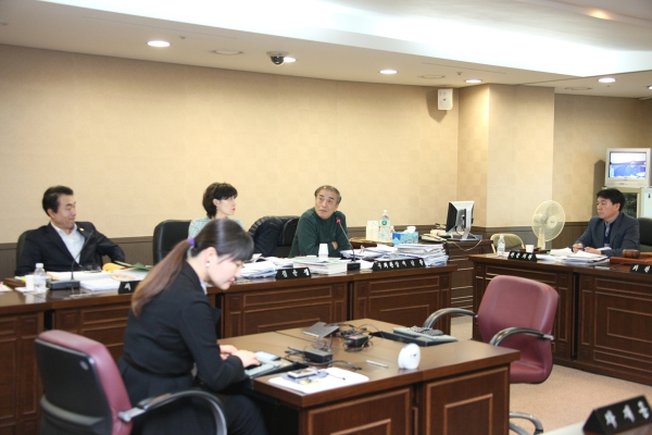 제216회 서울특별시 마포구의회 제2차 정례회 제1 ~ 7차 예산결산특별위원회 - 9