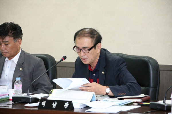 제205회 서울특별시 마포구의회 제1차 정례회 행정건설위원회 - 6