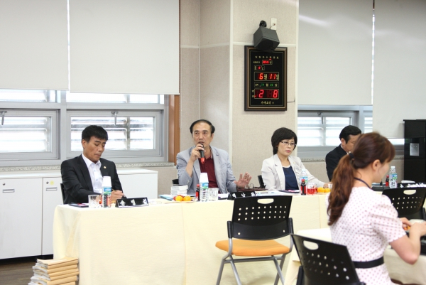 제197회 서울특별시 마포구의회 제1차 정례회 행정건설위원회 - 8