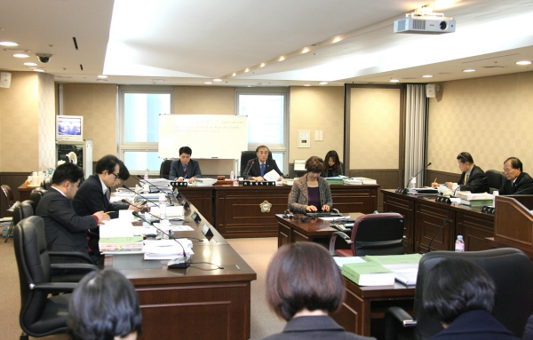 제216회 서울특별시 마포구의회 제2차 정례회 제1 ~ 7차 예산결산특별위원회 - 6