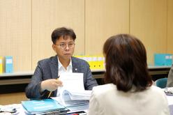 행정건설위원회 -신수동 주민센터 2023년도 행정사무감사 20