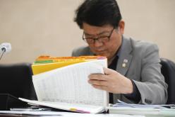 제262회 마포구의회 제1차 정례회 행정건설위원회 회의 모습 2