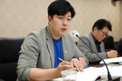 제262회 마포구의회 제1차 정례회 행정건설위원회 회의 모습 6