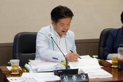 제262회 마포구의회 제1차 정례회 행정건설위원회 회의 모습 24