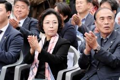 레드로드 핫포차 제막식 4