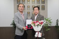 지방의정대상 11