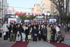 제1회 레드로드 로드갤러리 전시회 36