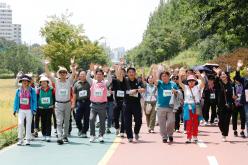 제1회 마포 월드컵천 황금보리 축제 걷기대회 6