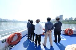 서울시 구의원 대상 한강 버스 체험 34