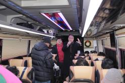 어르신 온천여행 버스 환송식 2