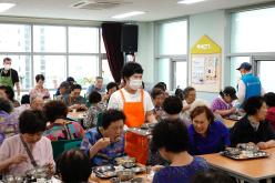 마포구 주민친화적 정책의제 발굴연구회-배식 봉사 4