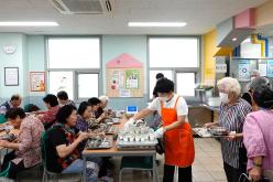 마포구 주민친화적 정책의제 발굴연구회-배식 봉사 10