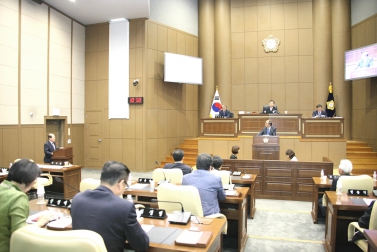 제215회 서울특별시 마포구의회 임시회 제2차 본회의 4