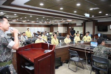 2015 을지훈련 종합상황실 격려 방문 3