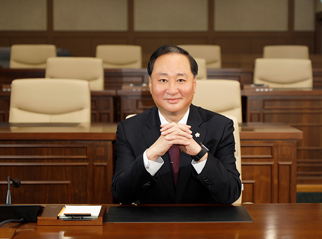 이한동 의회운영위원회 위원장